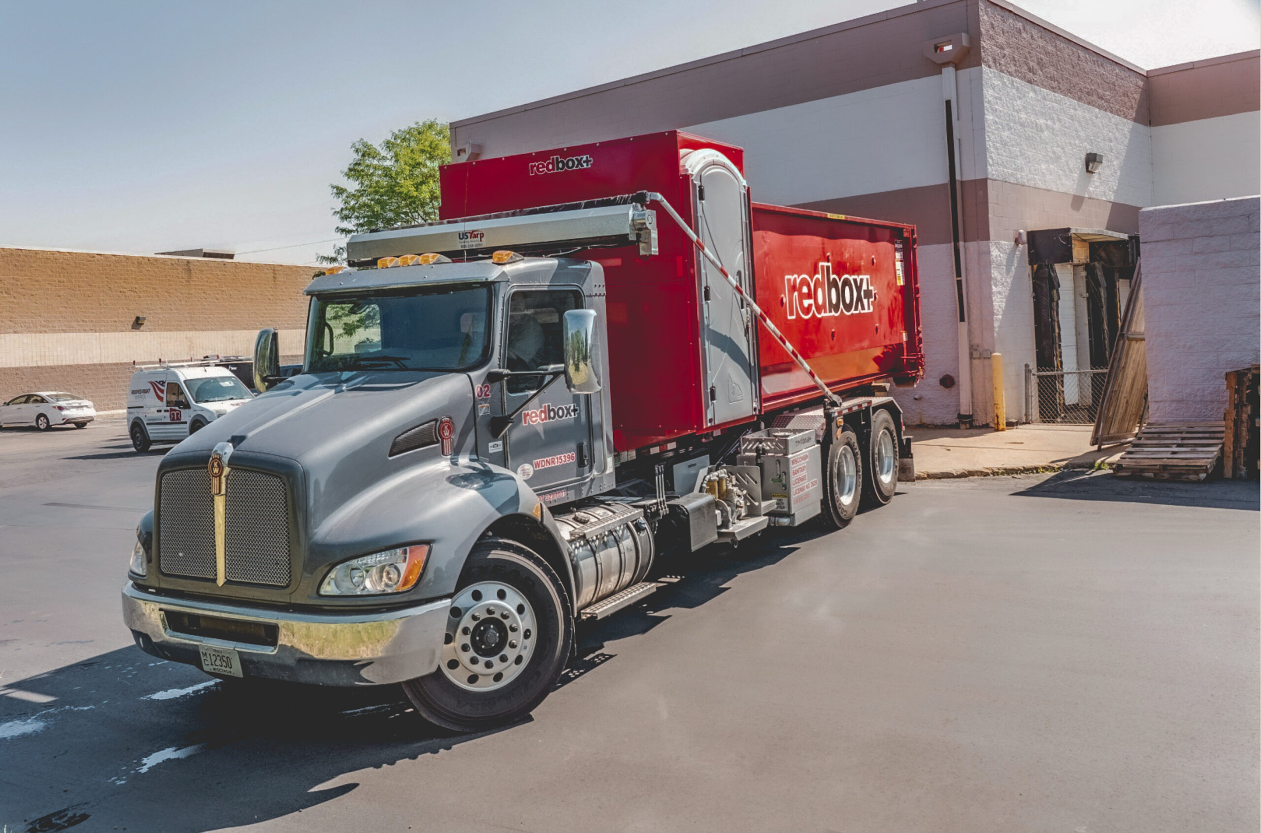 redbox+ Dumpster truck